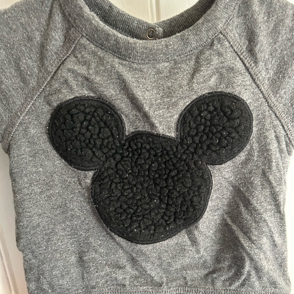 (3/$20) Gap x Disney 3/6m mickey romper with long sleeves and gingham pants - Picture 3 of 6
